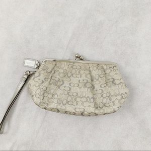 Coach wristlet snap wallet purse cream multilogo